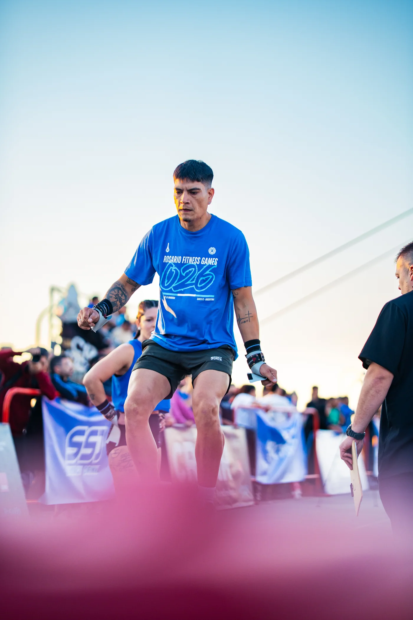 Atleta concentrado durante una prueba de Rosario Fitness Games
